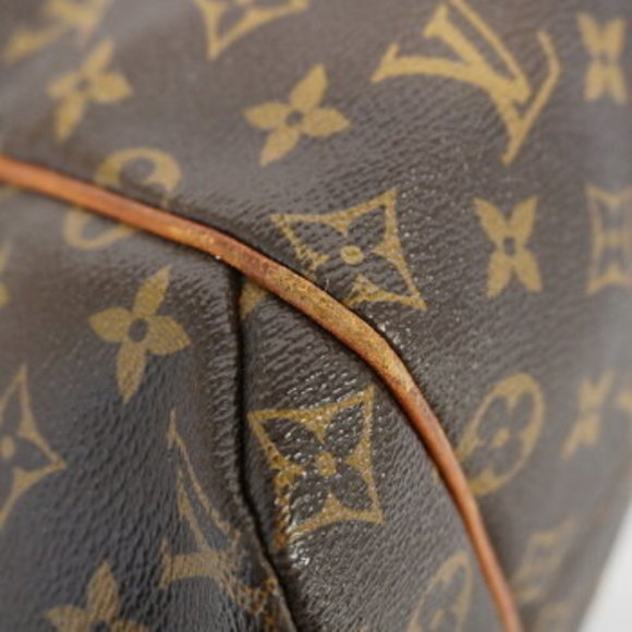 Louis Vuitton Monogram Totally MM Tote Bag - Picture 6 of 12